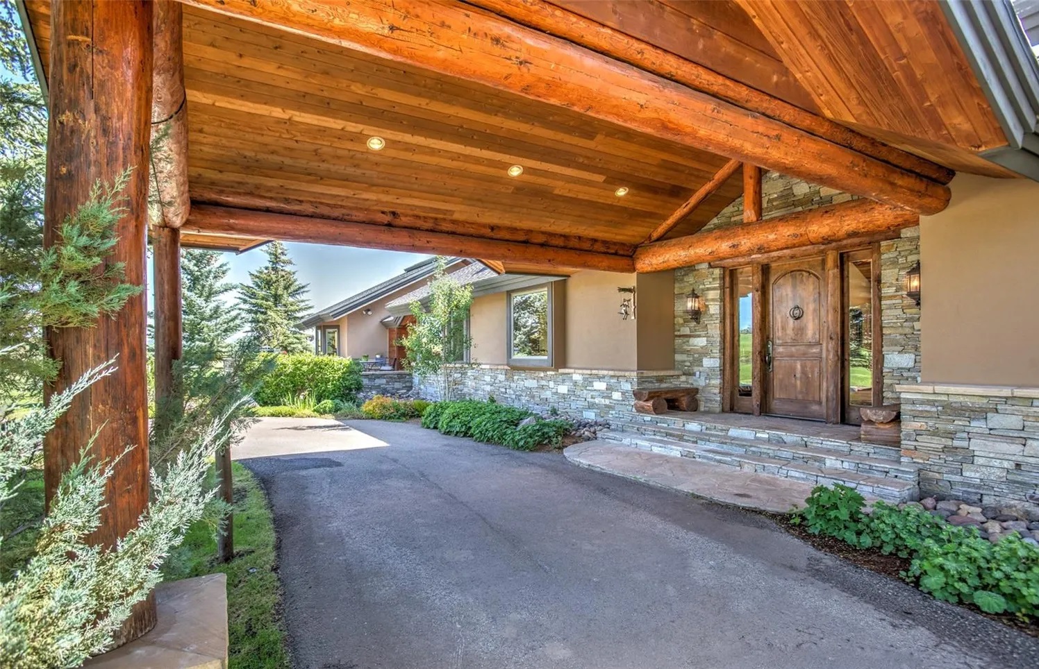 Chris | Thorpe Mountain Dr Custom home - 5