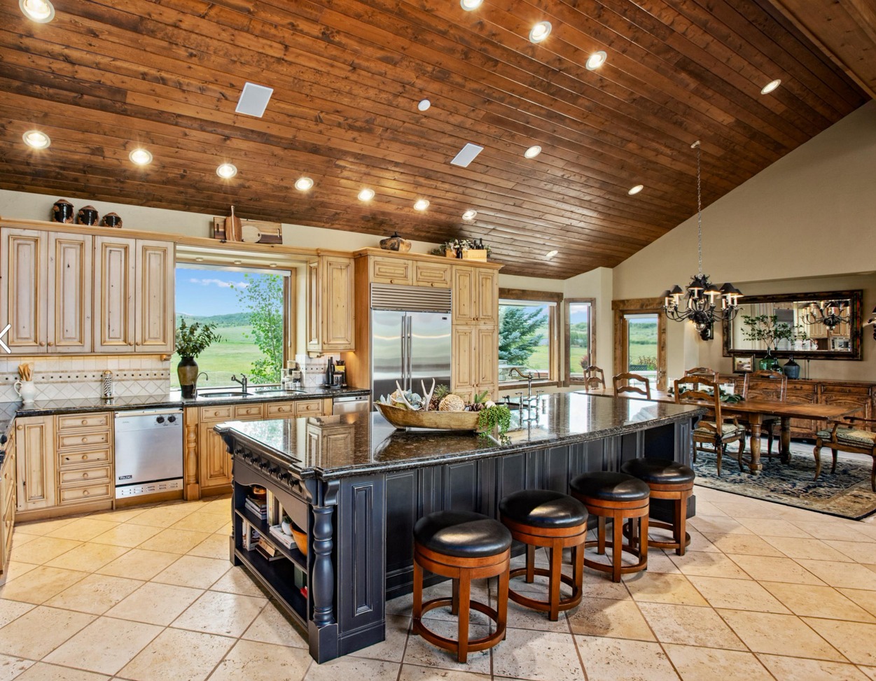 Chris | Thorpe Mountain Dr Custom home - 6