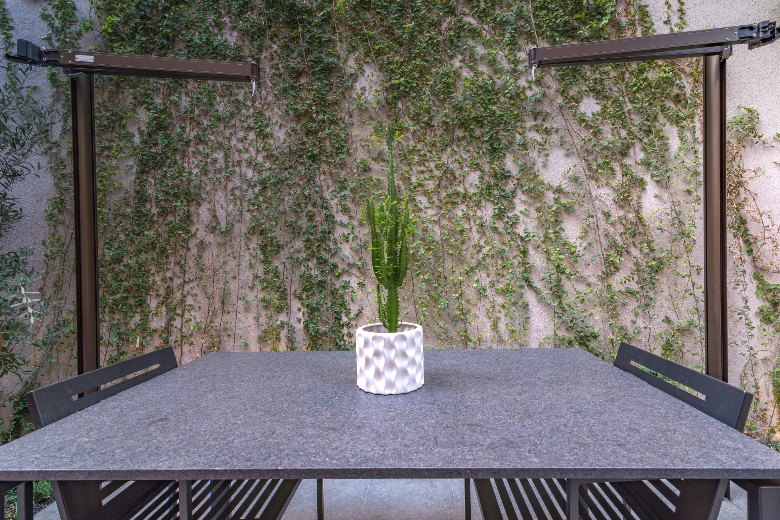 Omri | Hammond Residence - 6