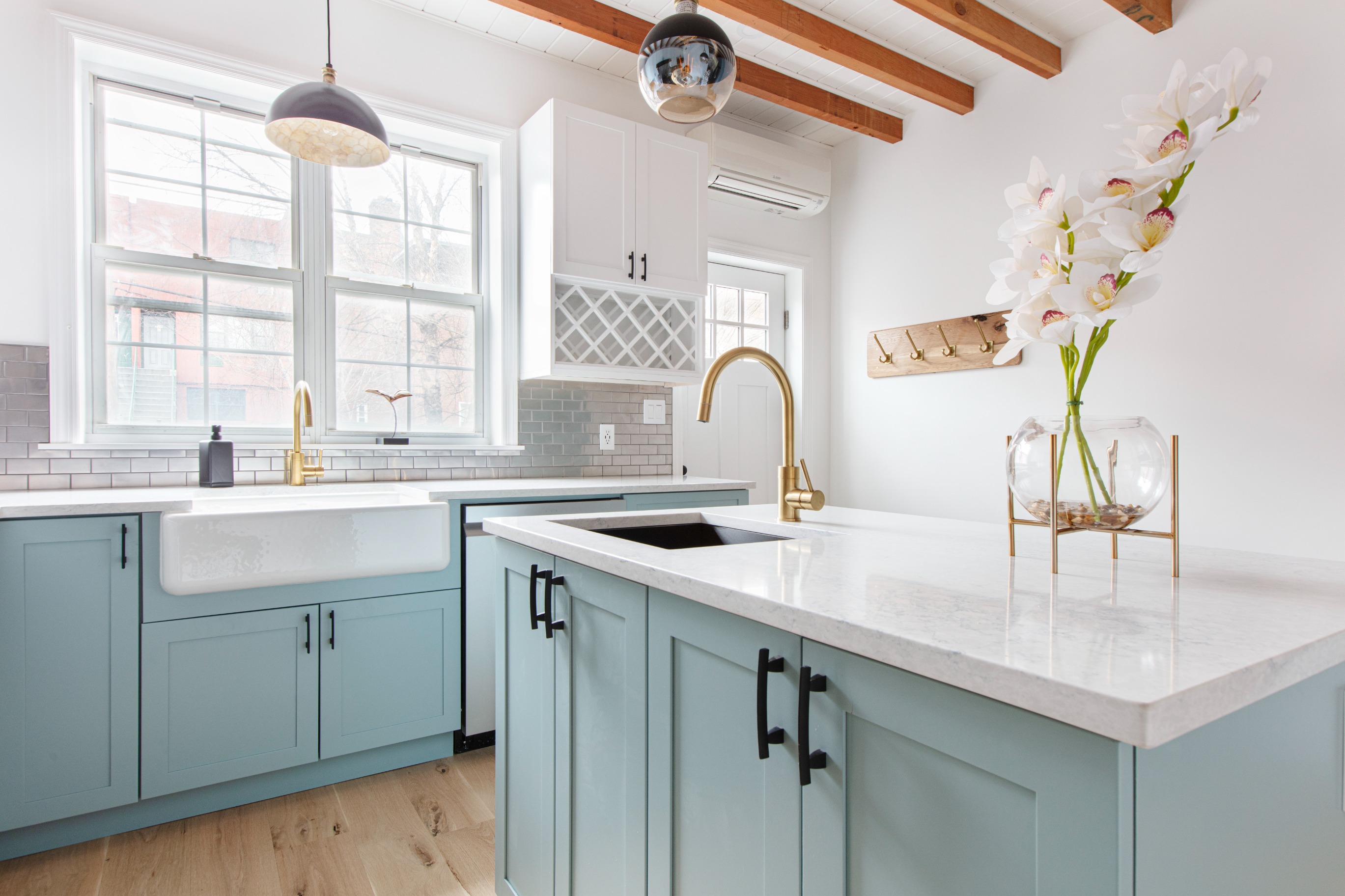 Beamed Dream   Kitchen 