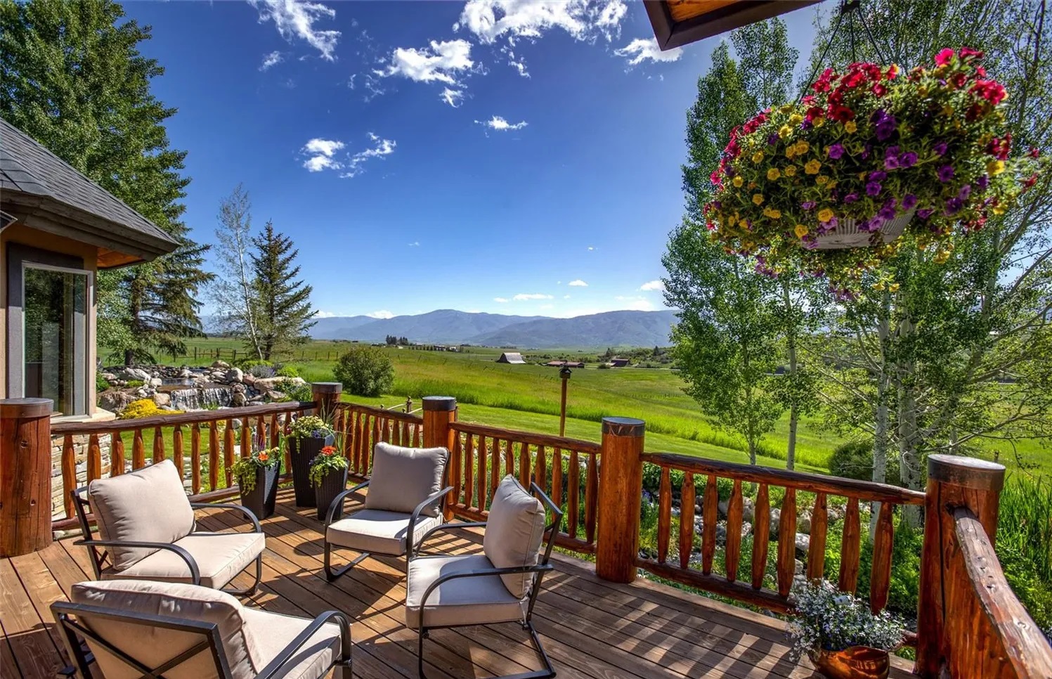Chris | Thorpe Mountain Dr Custom home - 12