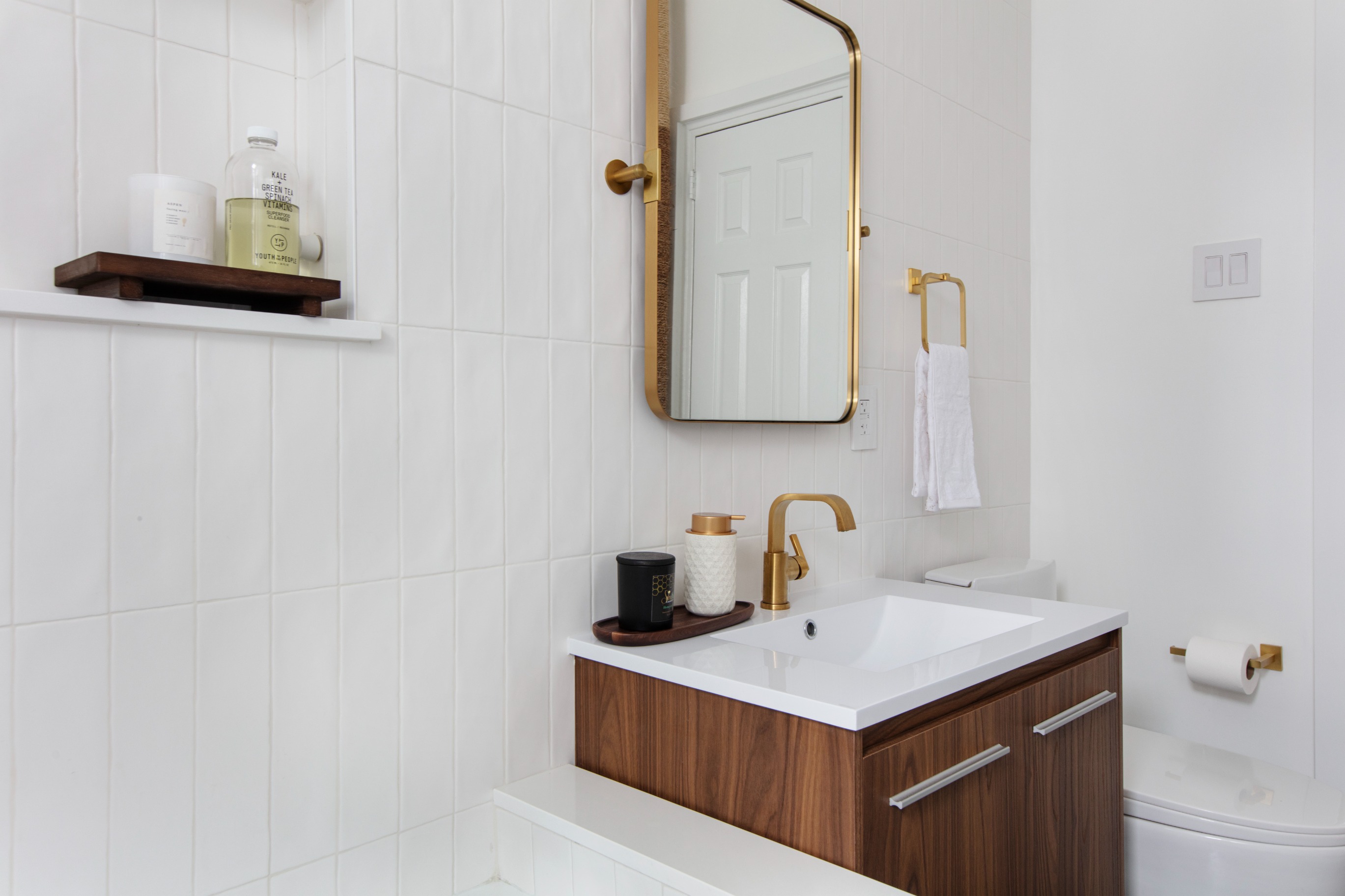 Ion | Handmade tile defines this style - 7