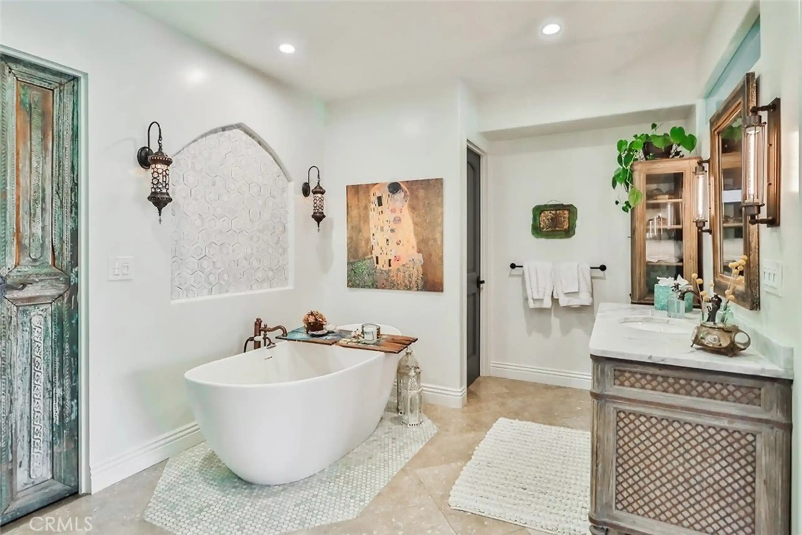 Anna | Agoura Hills Complete Renovation - 17