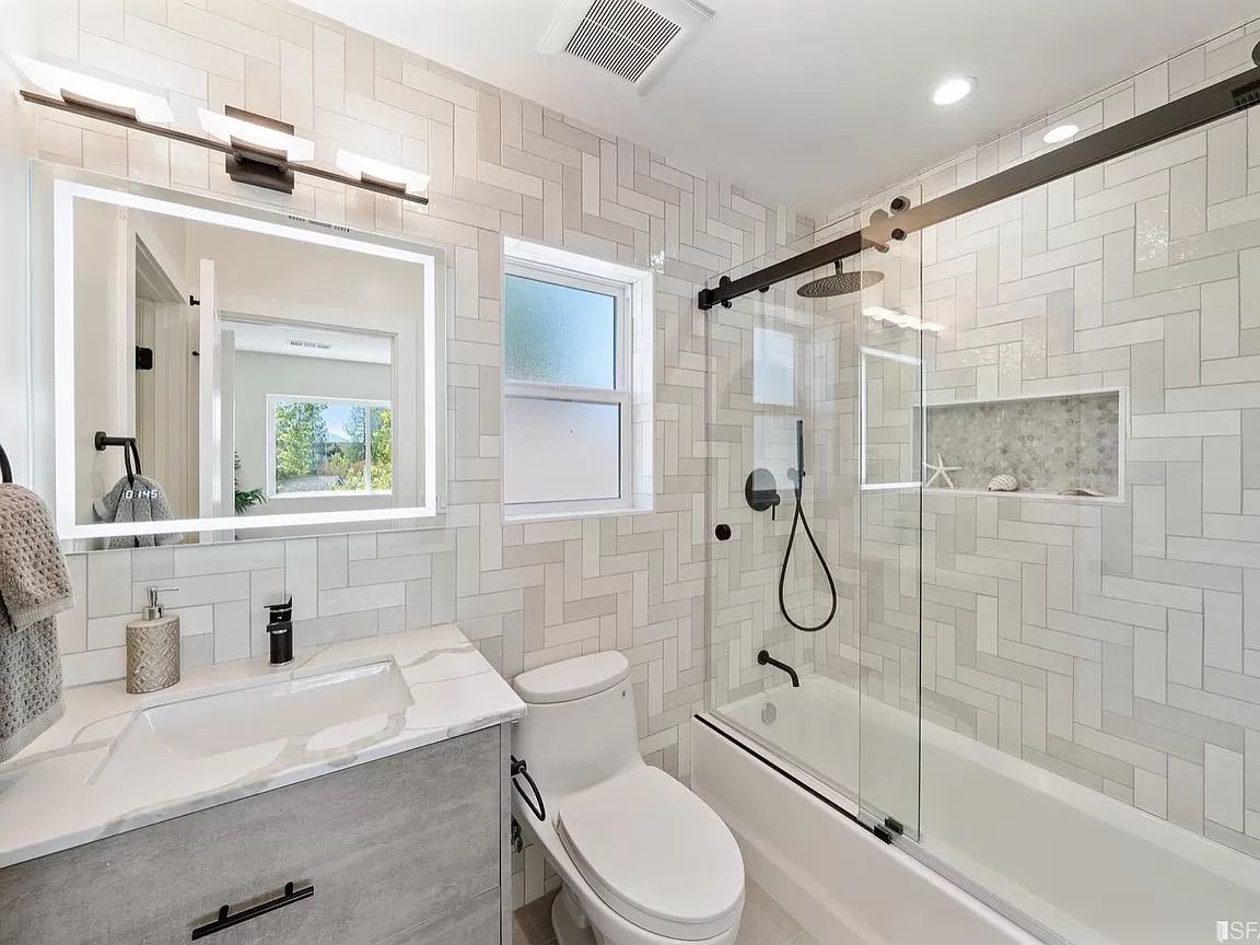 San Jose Bathroom