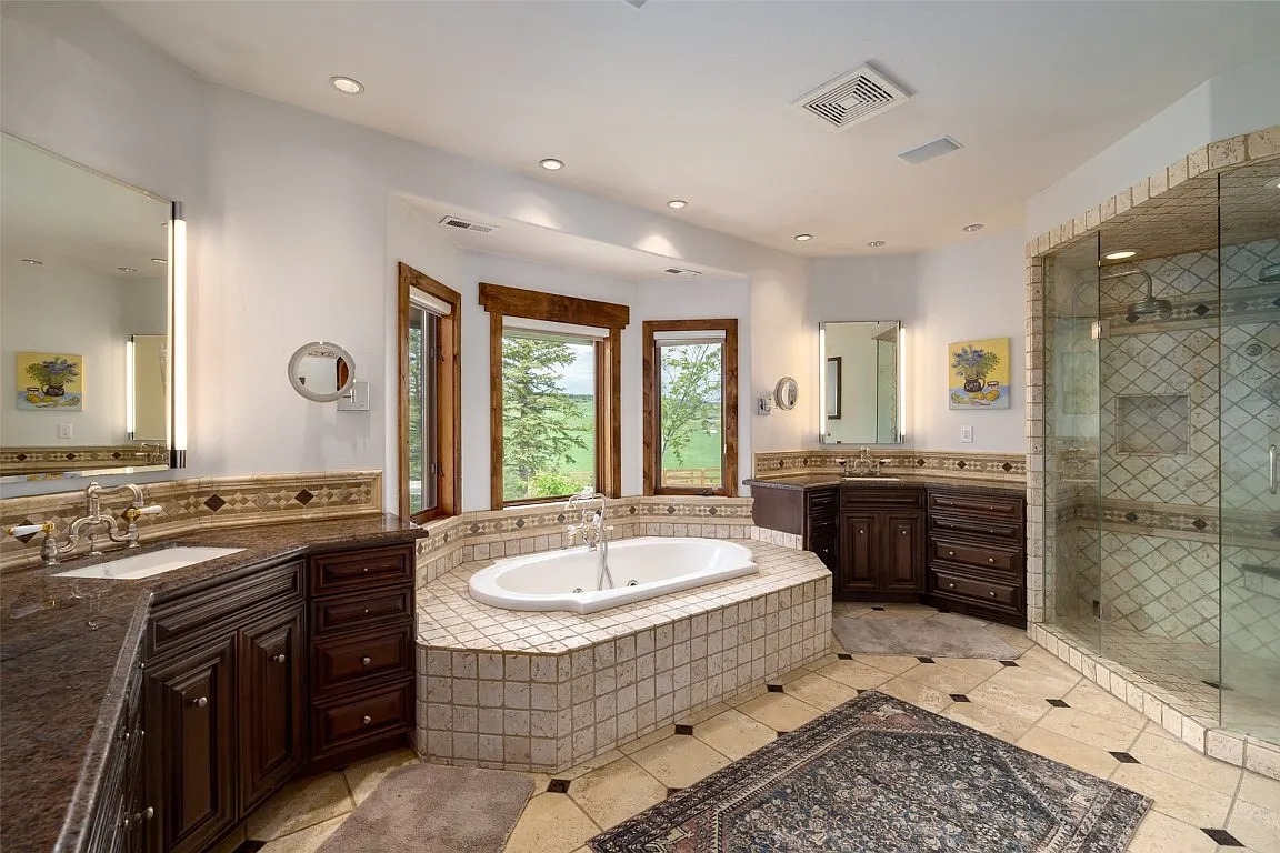 Chris | Thorpe Mountain Dr Custom home - 8