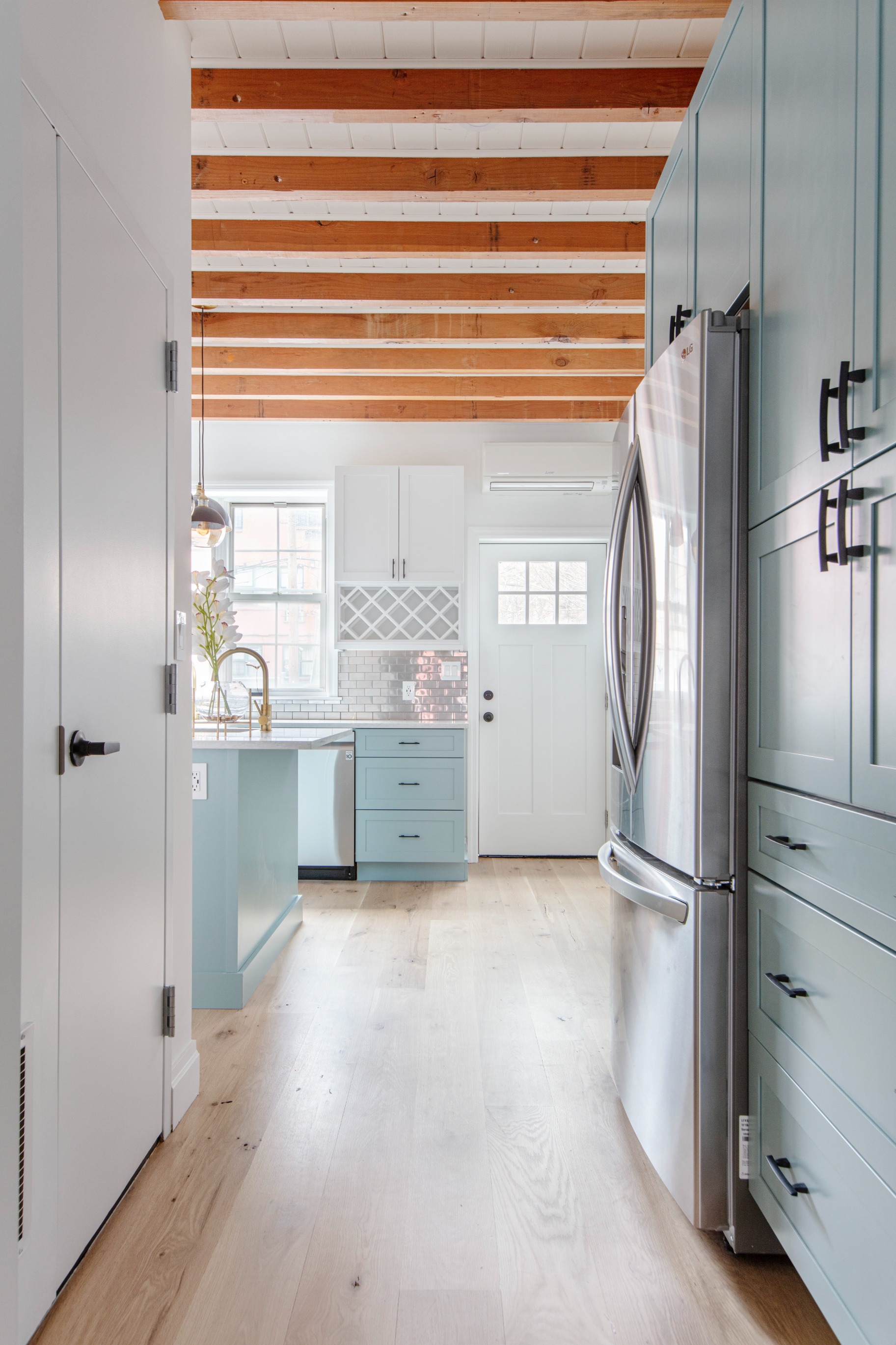 Ion | Beamed Dream   Kitchen - 4