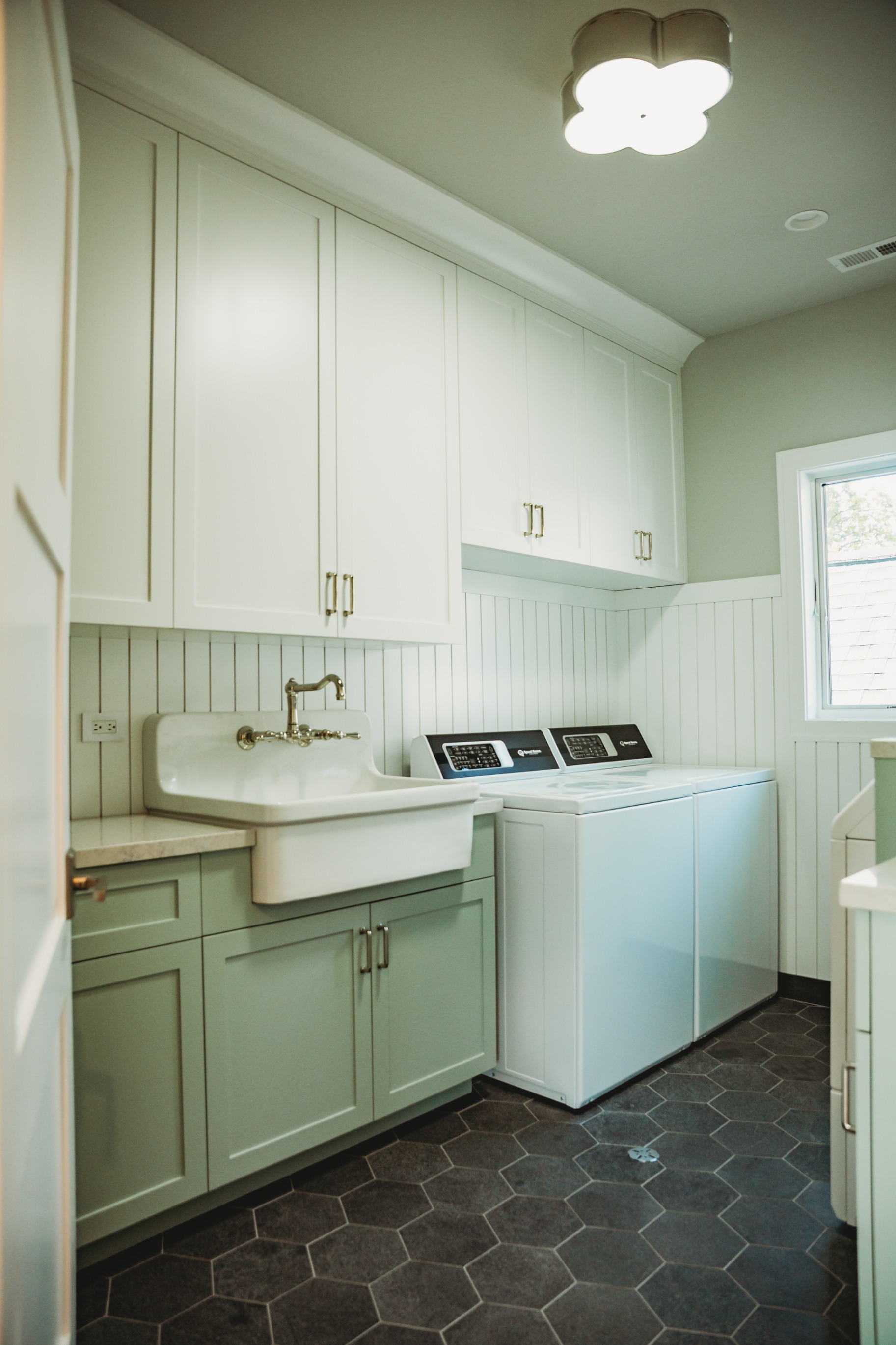 Joe | Oak Brook Home - 4