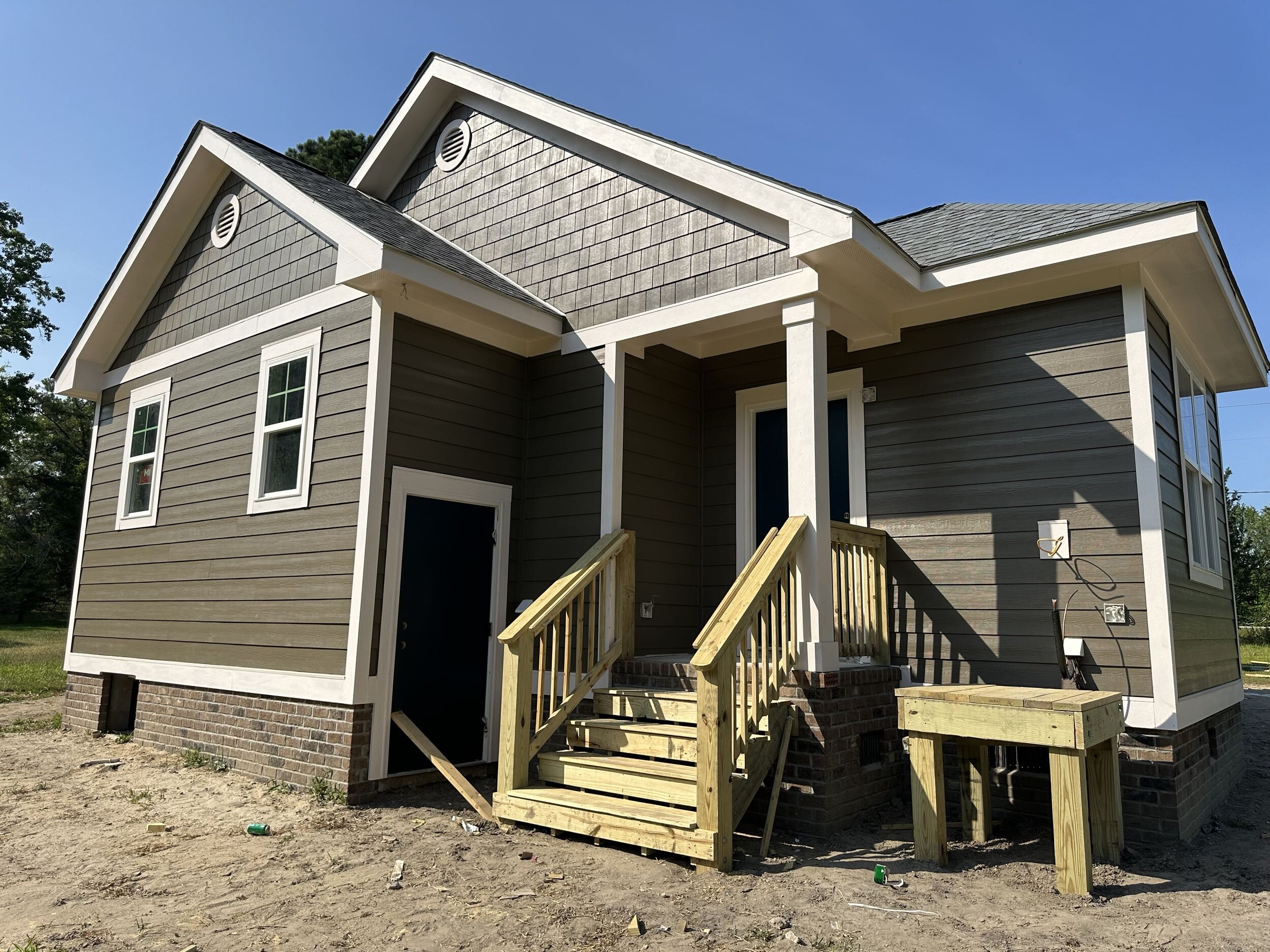 Joshua | Exterior Paint - 3