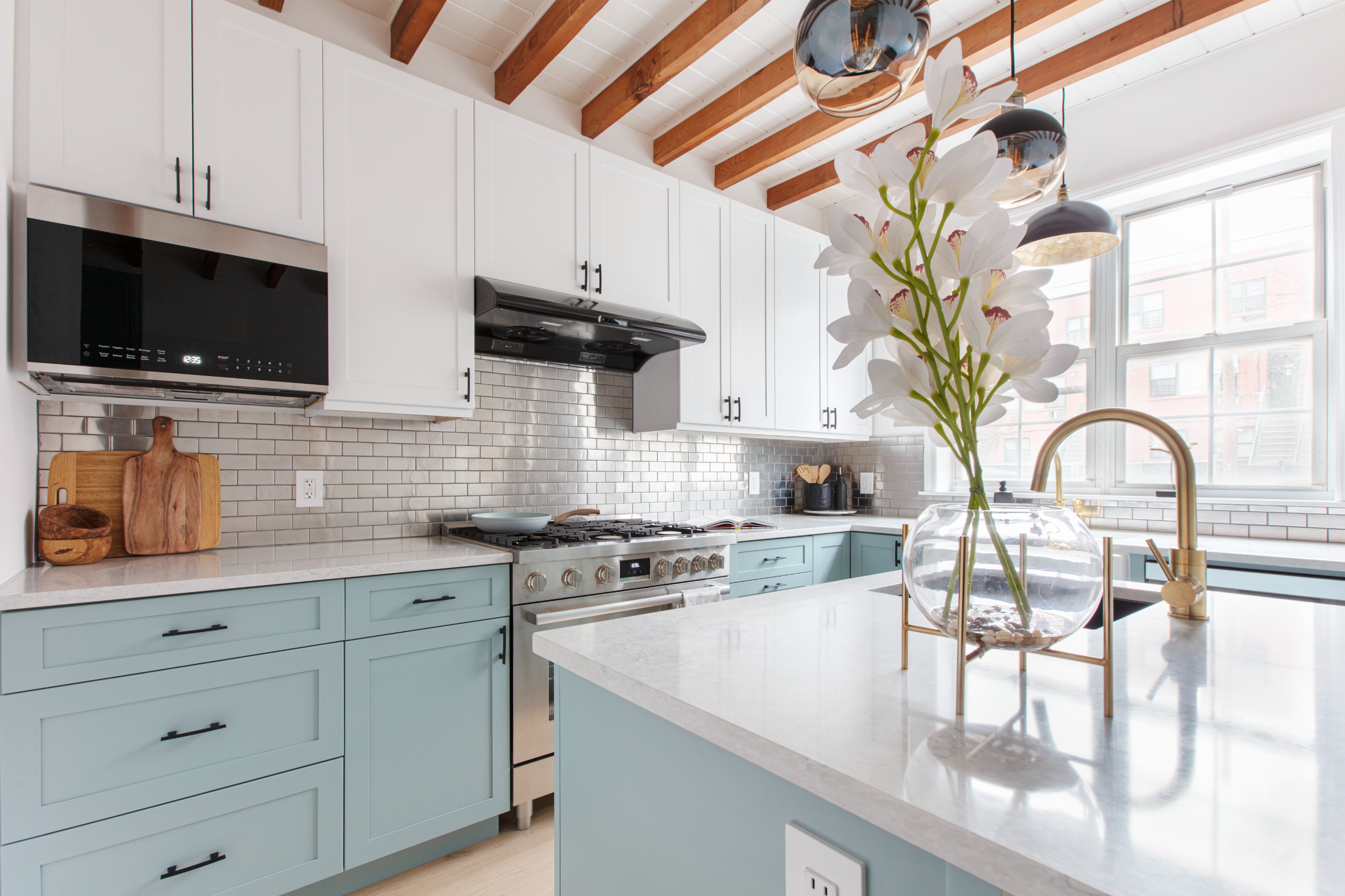 Ion | Beamed Dream   Kitchen - 3