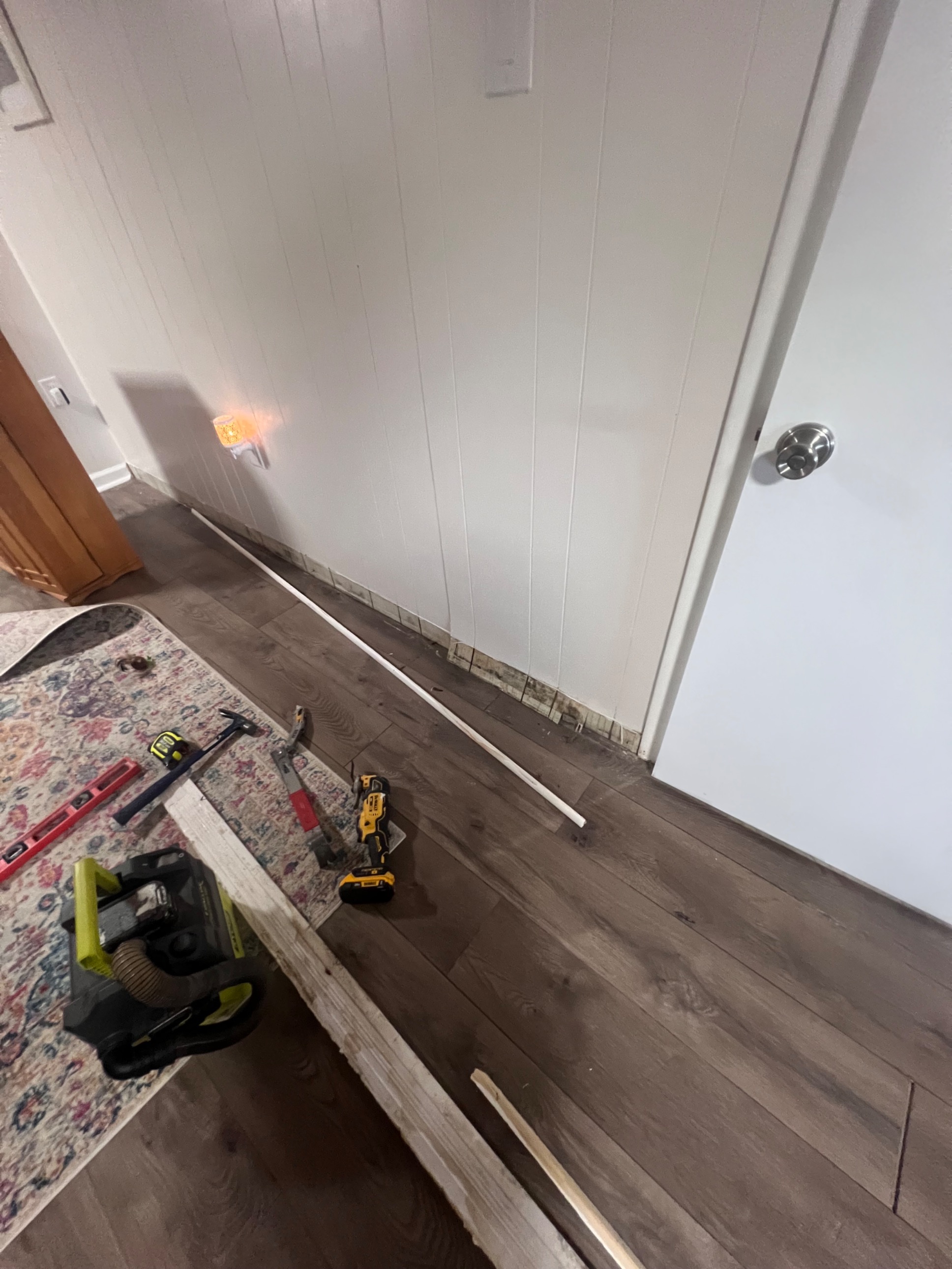 Simple Drywall & Flooring Job... Until We Found Mold and Absestos