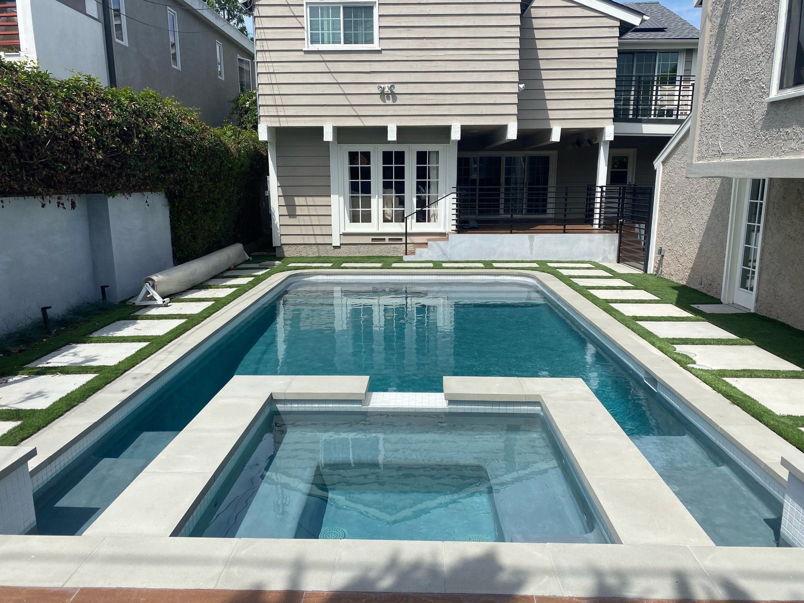 Long Beach- Outdoor Living