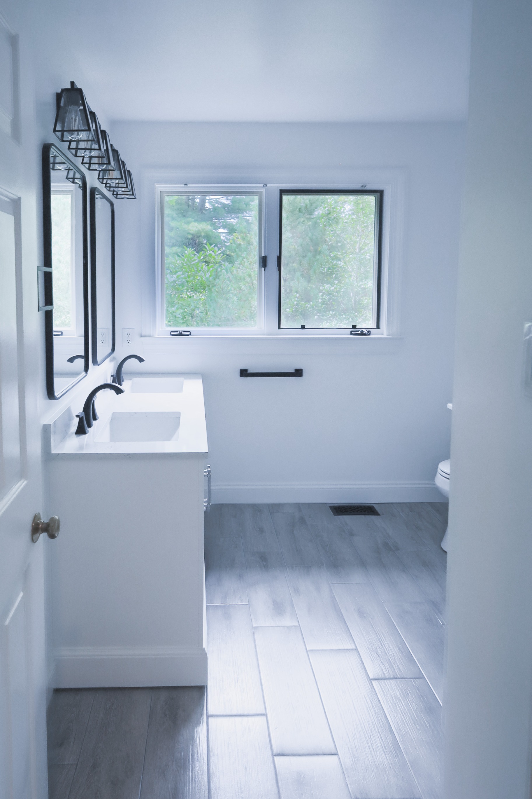 Clean, modern bathroom renovation in Blue Bell, PA